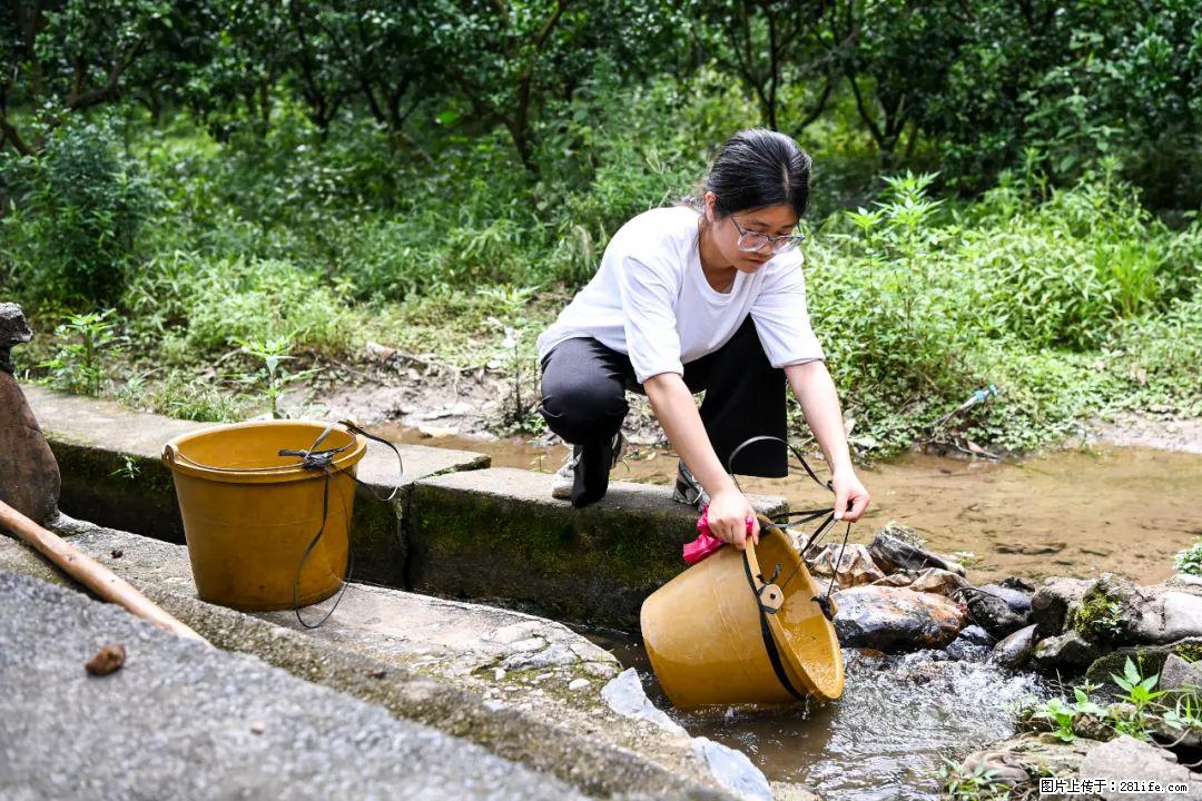 全网追的“扁担女孩”，找了一份暑假工，时薪12元 - 定州生活资讯 - 定州28生活网 dingzhou.28life.com